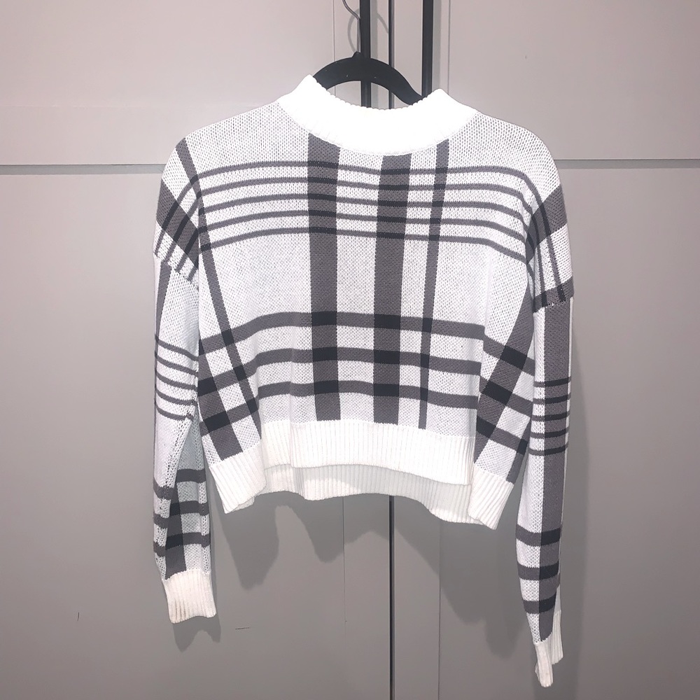 White plaid cropped sweater